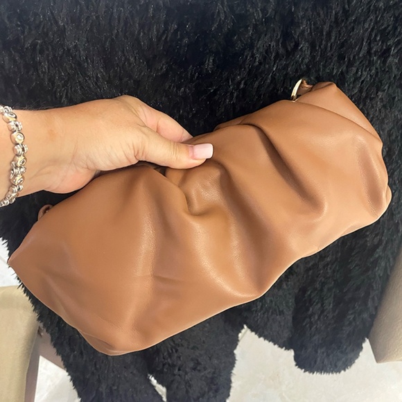 Caramel TAN Chain Pouch Bag - Picture 3 of 7
